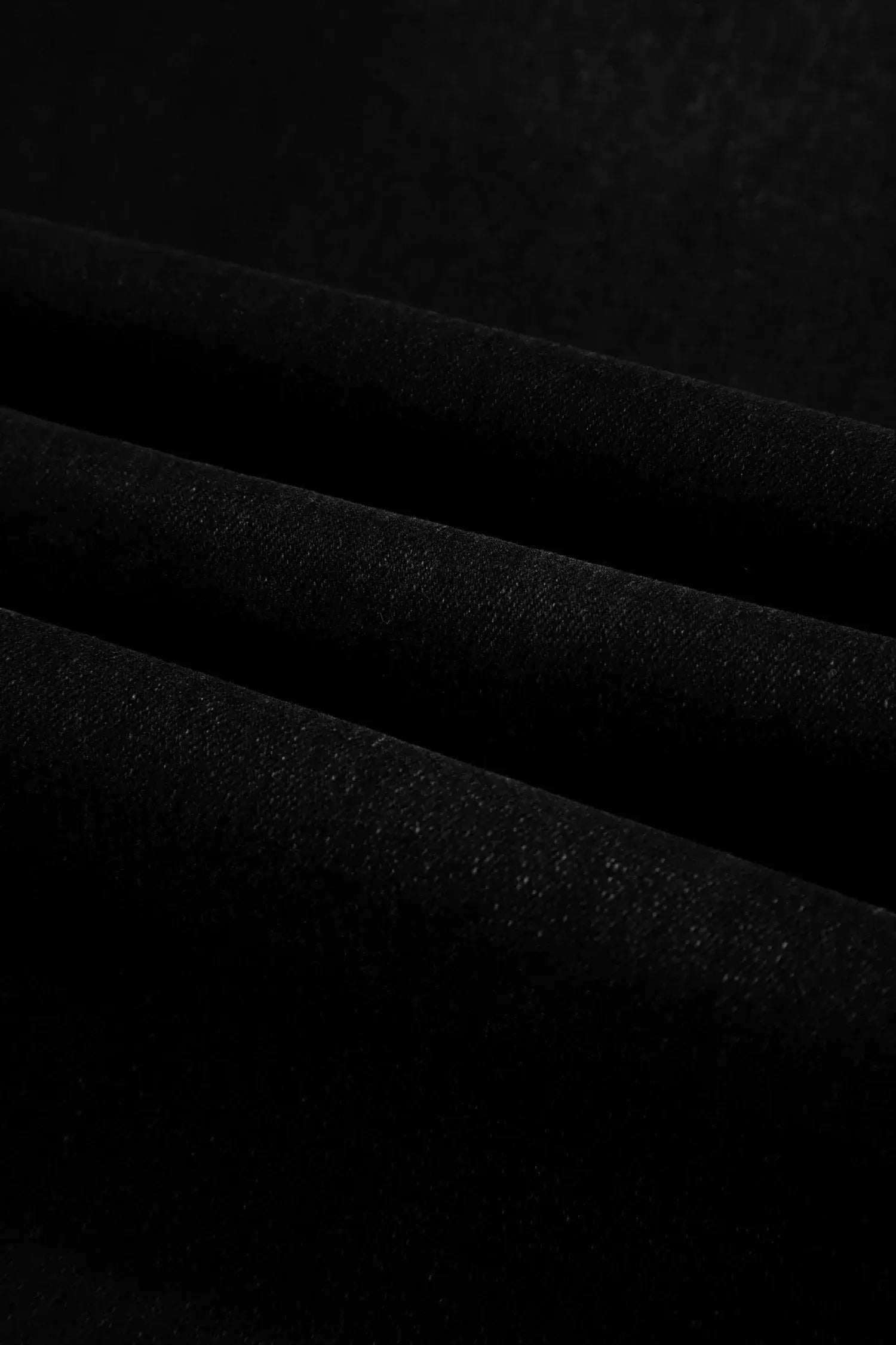 Black Frayed Cropped Straight Jeans