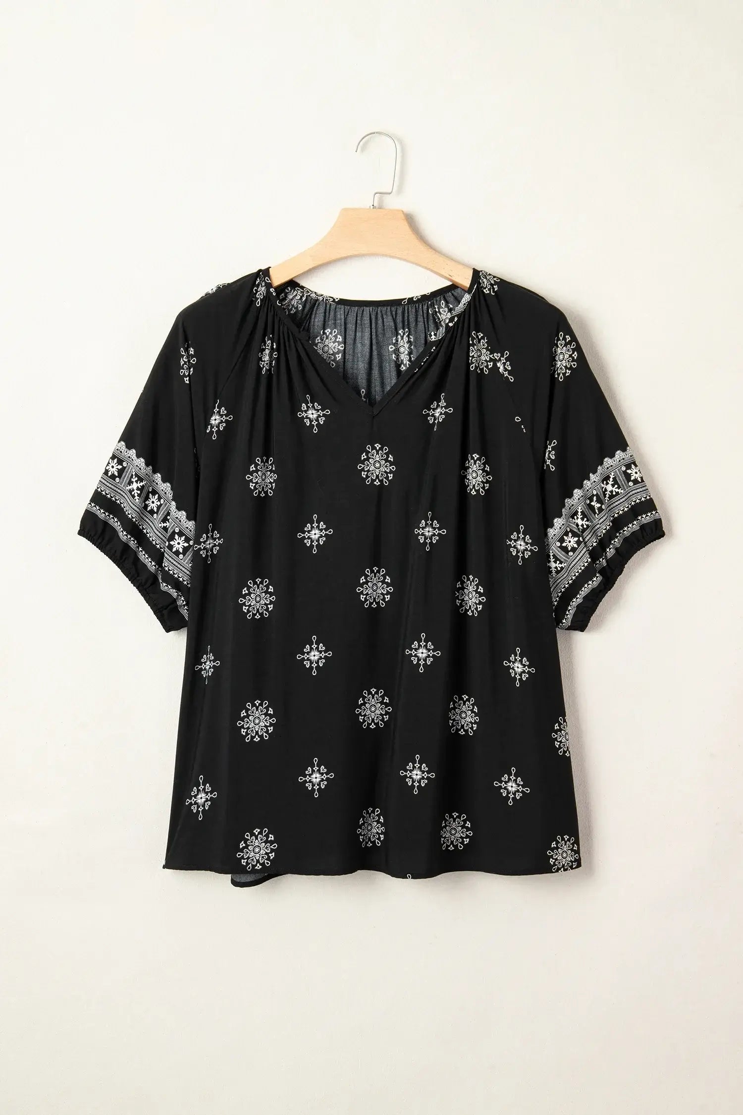 Green Boho Chic Notched V Neck Plus Floral Short Sleeve Top