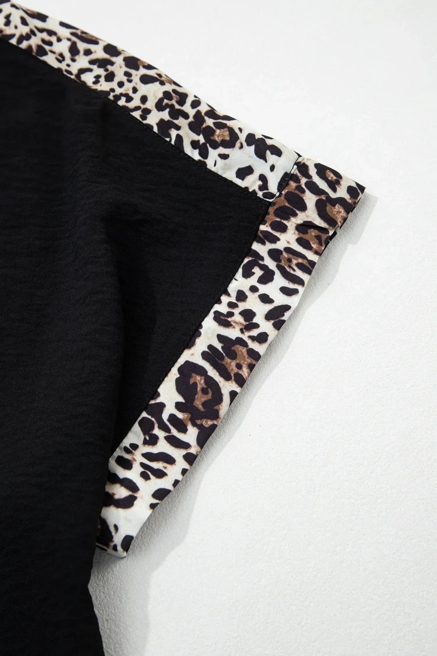 Black Plus Size Leopard Patchwork Round Neck Loose Tee